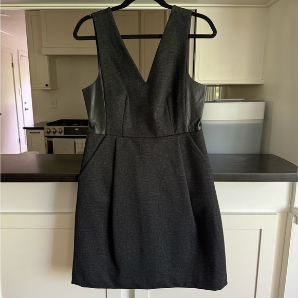 Madewell Women's Sheath Dress Leather Side Panel - Picture 2 of 6